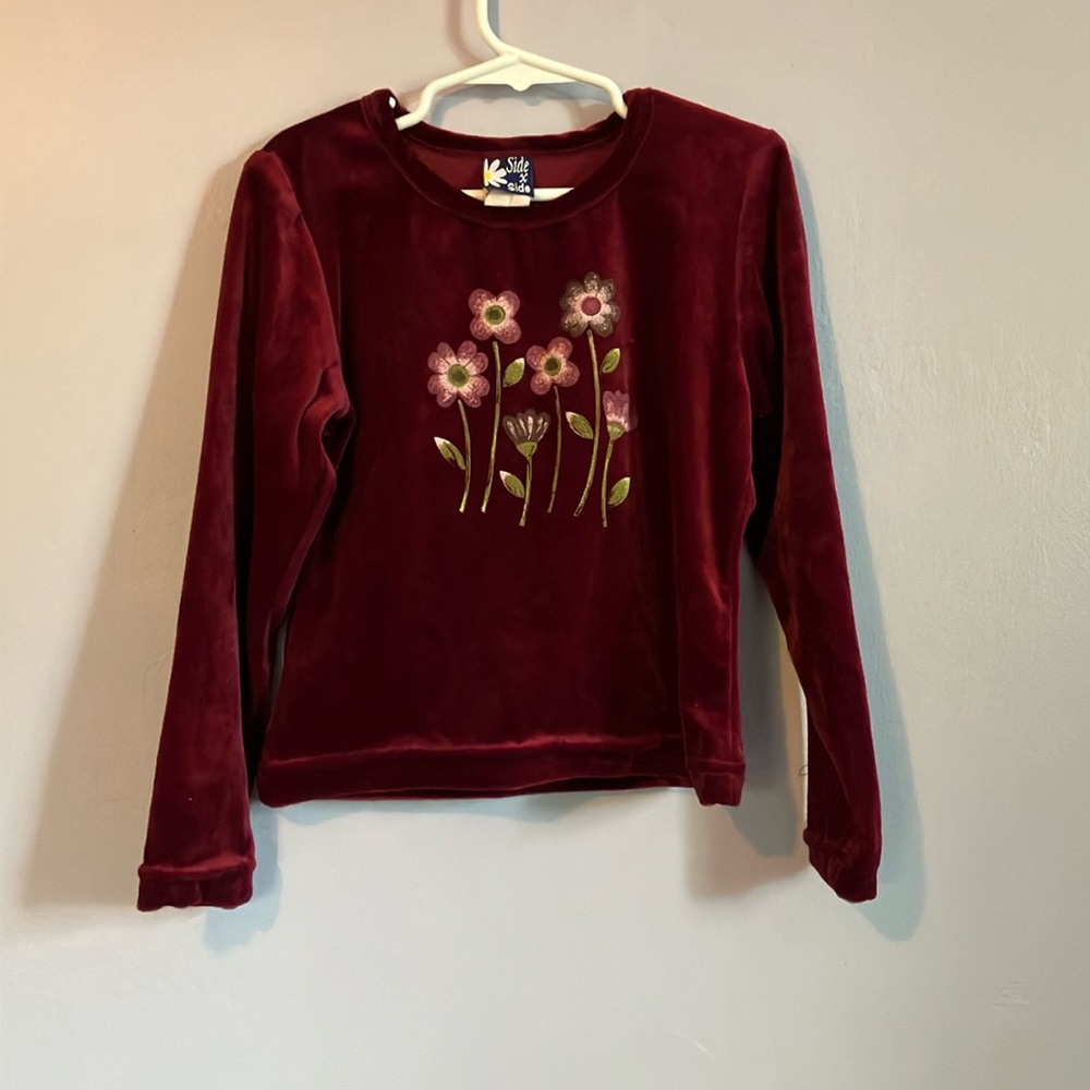 Girls side x side maroon velour flower long sleeve Sz small 7-8